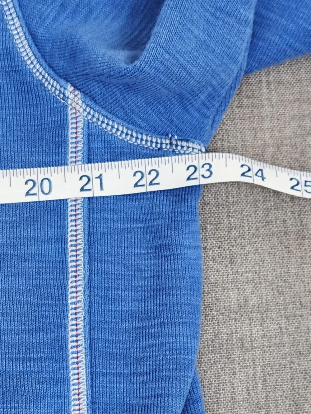 Tommy Bahama Pullover 1/4 Zip Up Sweater. Large